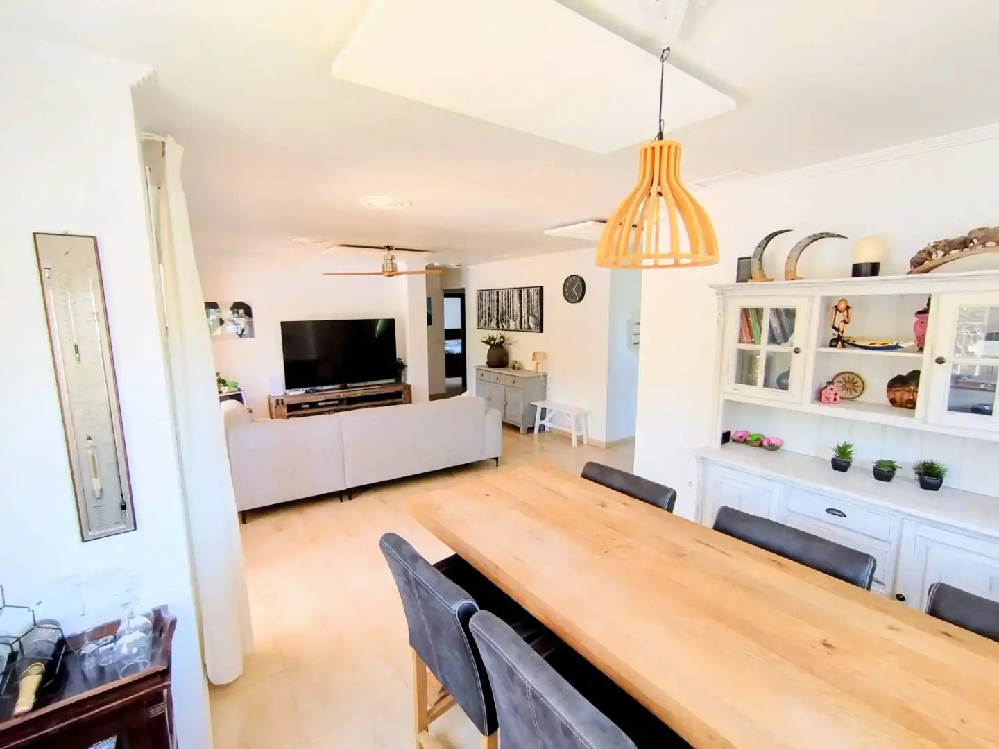 Casa o chalet en venta en Partida Tolomo, 28, Hondón de las Nieves / El Fondó de les Neus Sala de estar de Casa o chalet en venta en Hondón de las Nieves / El Fondó de les Neus con Aire acondicionado, Calefacción y Jardín privado