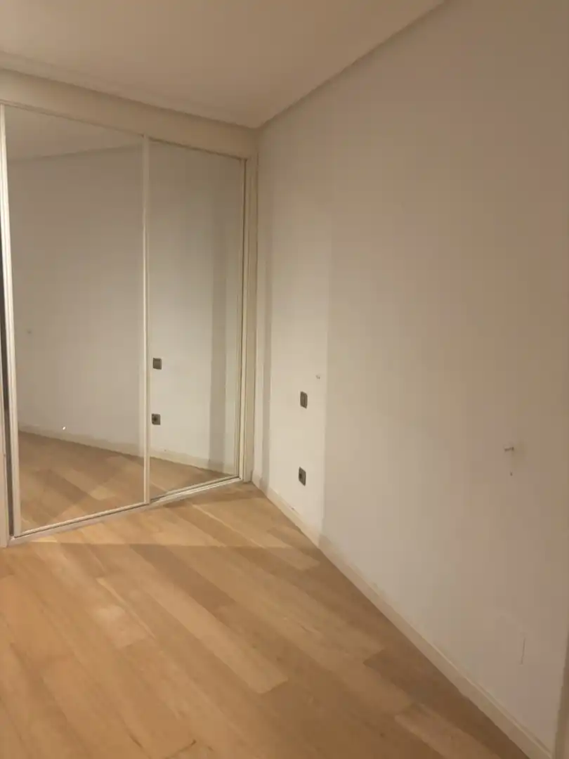 Bedroom of Flat for rent in Madrid  with Air Conditioner, Heating and Parquet flooring