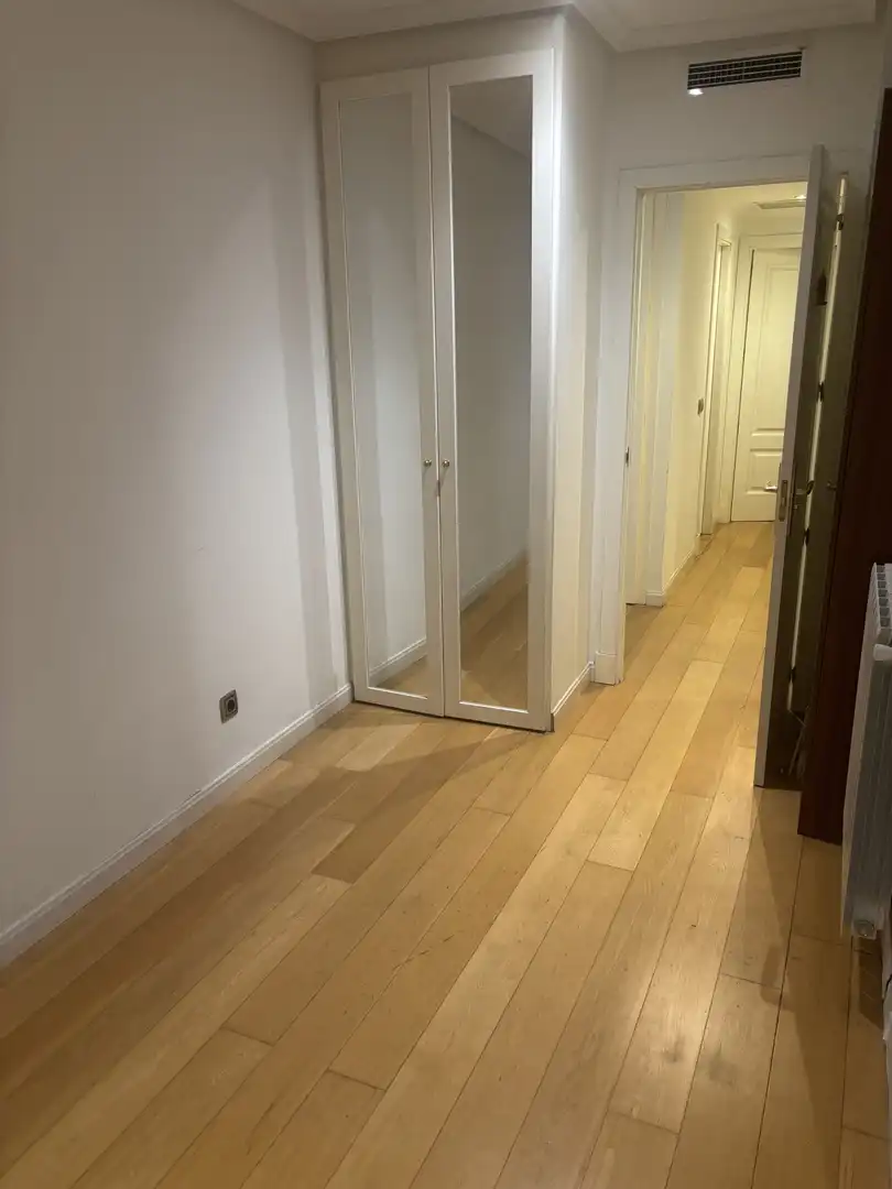 Flat for rent in Madrid  with Air Conditioner, Heating and Parquet flooring