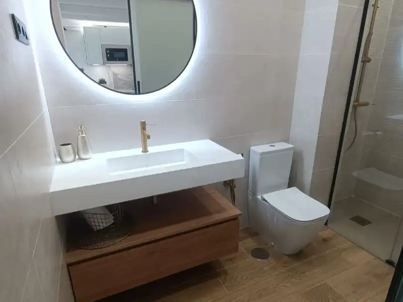 Piso de alquiler en Calle Tejares, 21, Parque Victoria Eugenia Baño de Piso de alquiler en Málaga con Aire acondicionado, Calefacción y Trastero