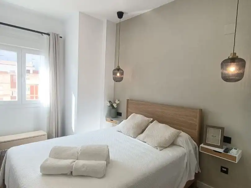 Piso de alquiler en Calle Tejares, 21, Parque Victoria Eugenia Habitación de Piso de alquiler en Málaga con Aire acondicionado, Calefacción y Trastero