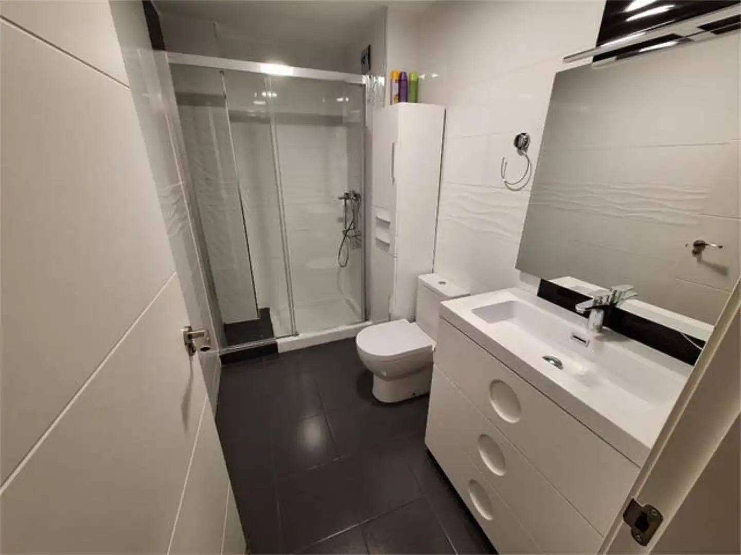 Badezimmer von Wohnung zum Verkauf in Churriana de la Vega