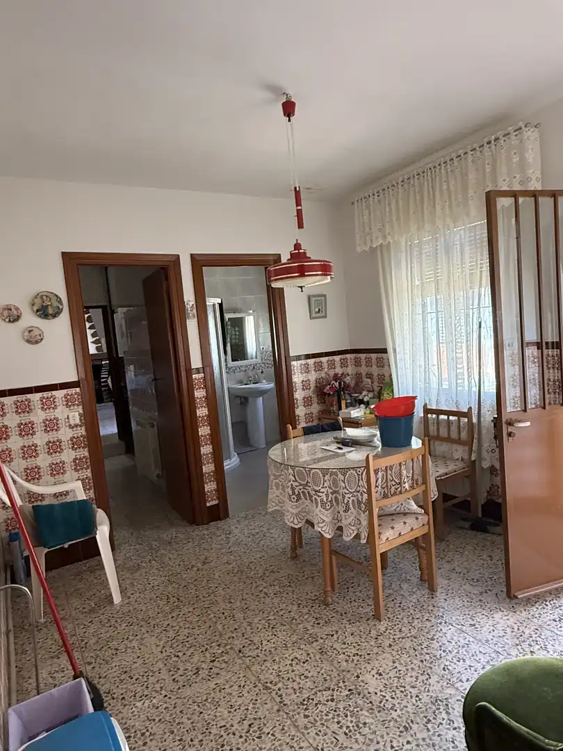 Planta baja en venta en Calle Cristóbal Colón, 36, Carretera de Córdoba - Libertad Comedor de Planta baja en venta en Puertollano con Calefacción, Trastero y Amueblado