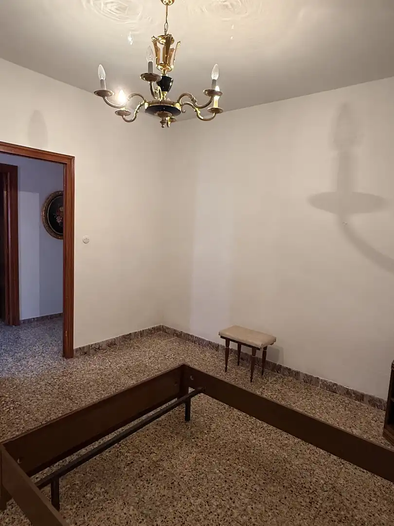 Planta baja en venta en Calle Cristóbal Colón, 36, Carretera de Córdoba - Libertad Planta baja en venta en Puertollano con Calefacción, Trastero y Amueblado