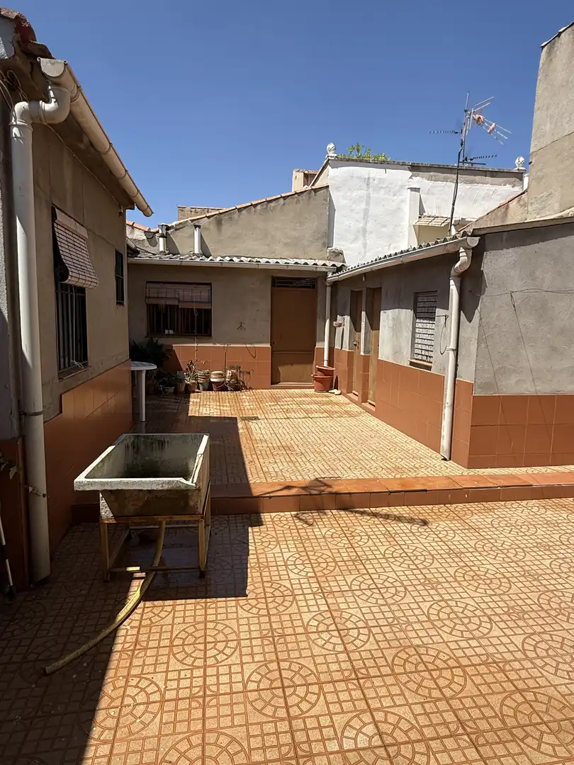 Planta baja en venta en Calle Cristóbal Colón, 36, Carretera de Córdoba - Libertad Terraza de Planta baja en venta en Puertollano con Calefacción, Trastero y Amueblado