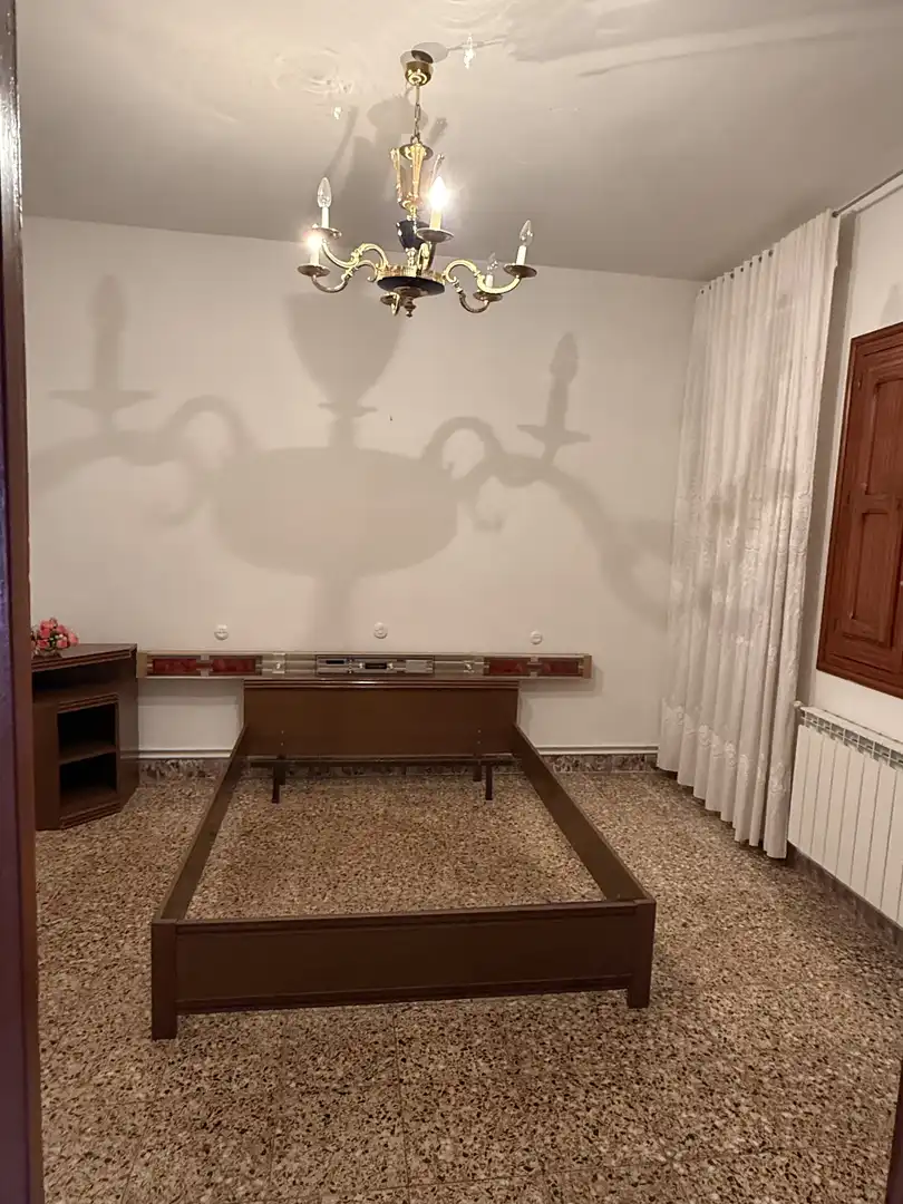 Planta baja en venta en Calle Cristóbal Colón, 36, Carretera de Córdoba - Libertad Habitación de Planta baja en venta en Puertollano con Calefacción, Trastero y Amueblado