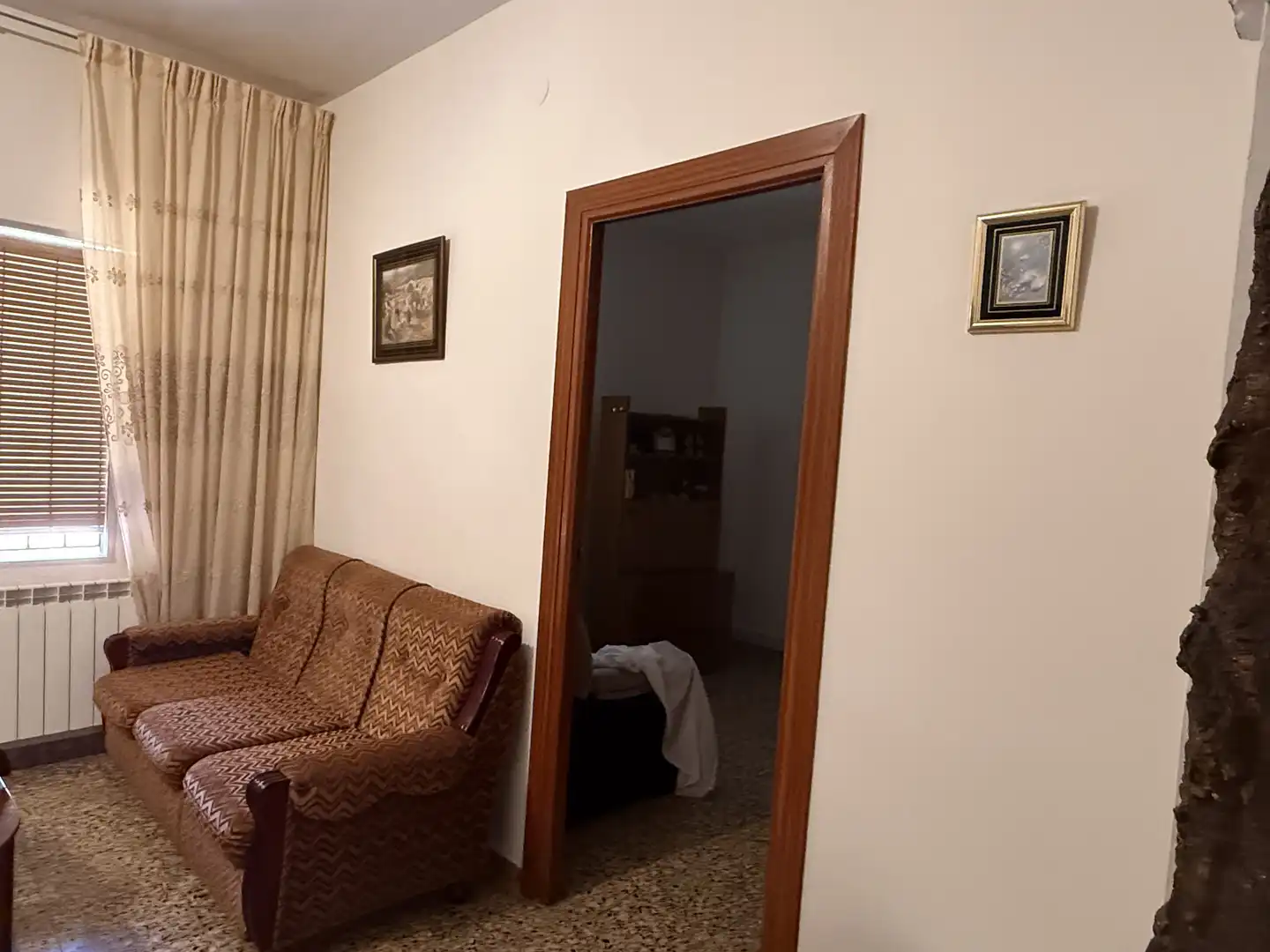 Planta baja en venta en Calle Cristóbal Colón, 36, Carretera de Córdoba - Libertad Sala de estar de Planta baja en venta en Puertollano con Calefacción, Trastero y Amueblado