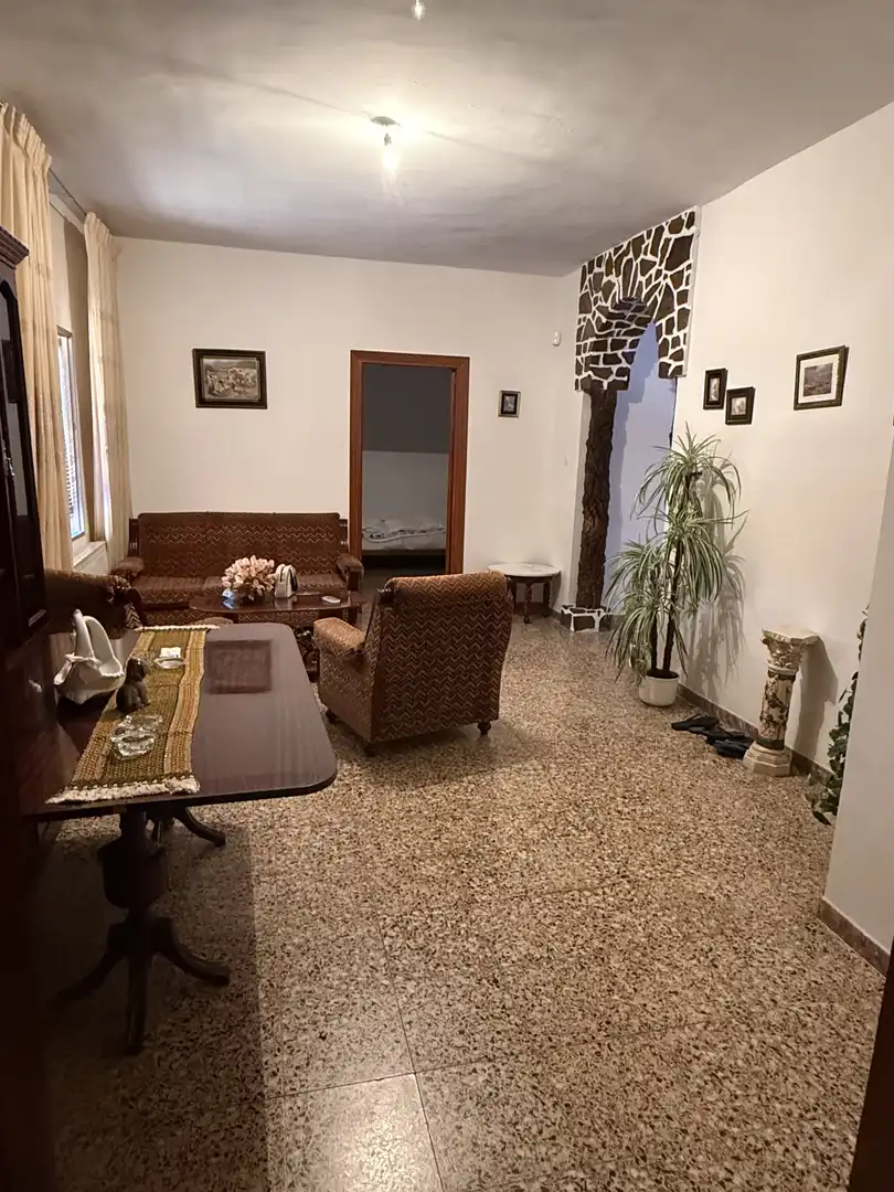 Planta baja en venta en Calle Cristóbal Colón, 36, Carretera de Córdoba - Libertad Sala de estar de Planta baja en venta en Puertollano con Calefacción, Trastero y Amueblado