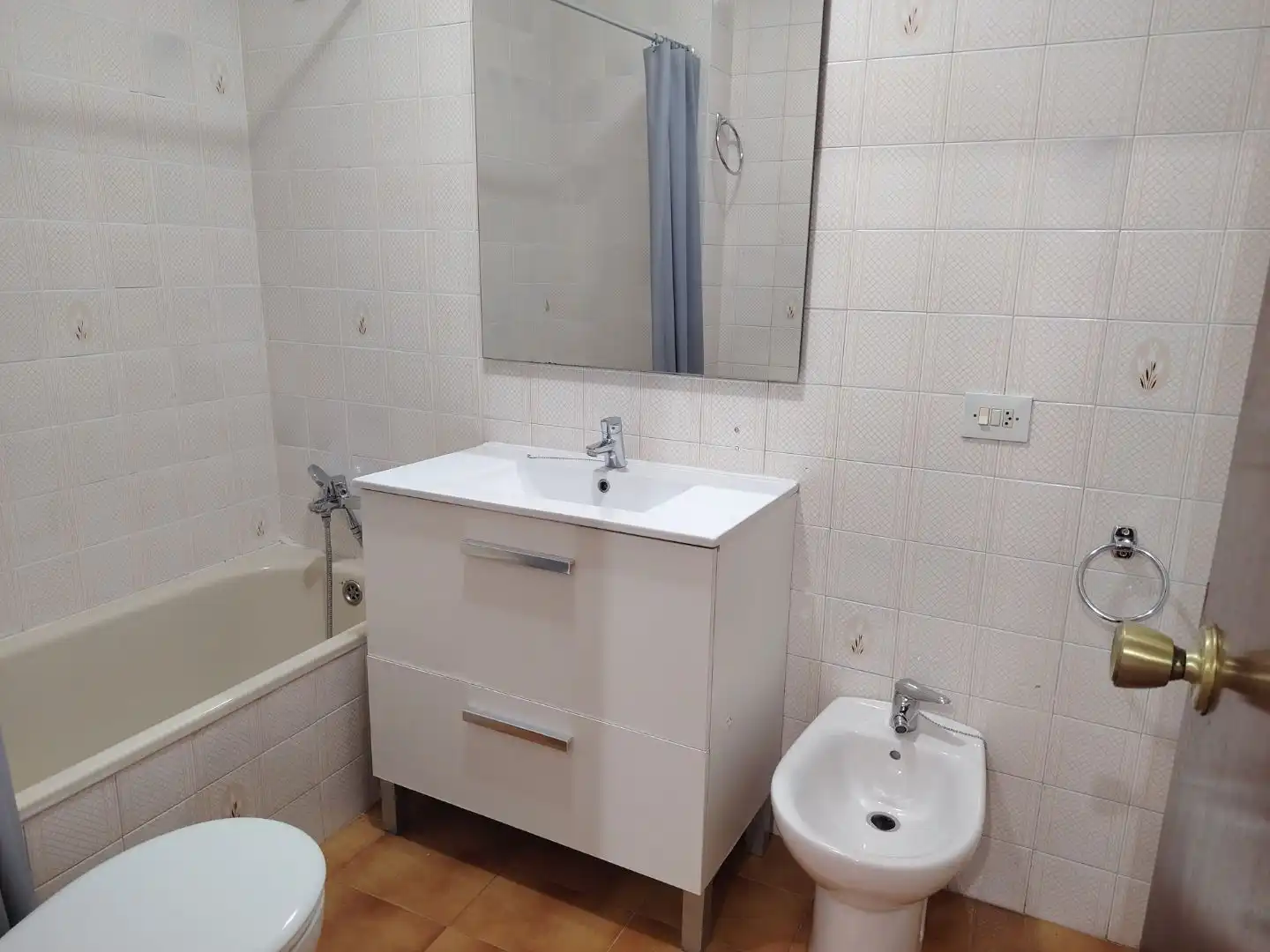 Flat for rent in Ronda das Fontiñas, 228, San Roque - As Fontiñas Bathroom of Flat for rent in Lugo with Heating, Parquet flooring and Furnished