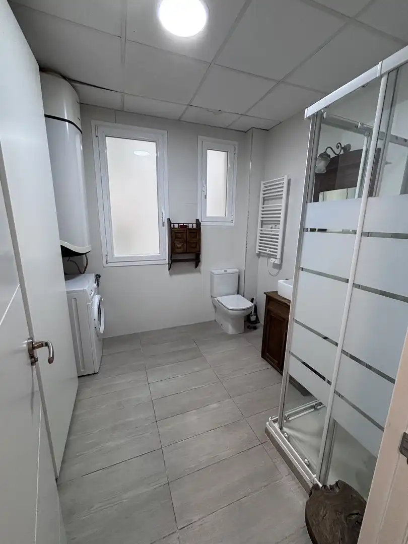 Flat for rent in Calle de Claudio Coello, 109, Castellana Bathroom of Flat for rent in Madrid with Air Conditioner, Heating and Parquet flooring