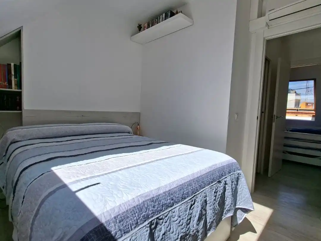 Ático en venta en Berruguete Habitación de Ático en venta en Madrid Capital con Aire acondicionado y Terraza