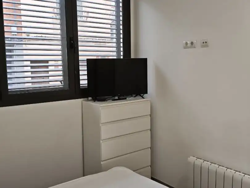Pis en venda a Carrer de Roger de Llúria, 119, Segle XX Dormitori de Pis en venda en Terrassa