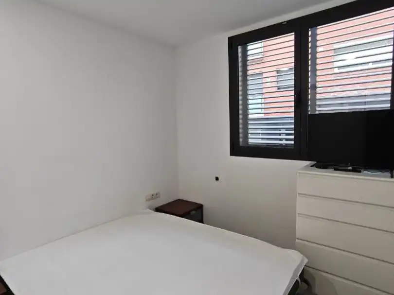 Pis en venda a Carrer de Roger de Llúria, 119, Segle XX Dormitori de Pis en venda en Terrassa