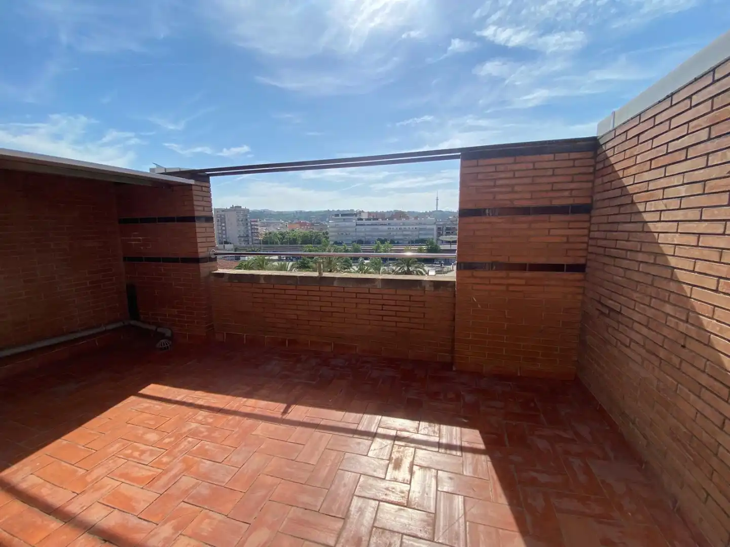Àtic de lloguer a Sant Narcís Terrassa de Àtic de lloguer en Girona amb Aire condicionat, Parquet i Terrassa