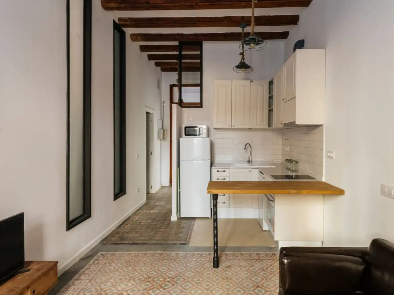 Flat for rent in Carrer de L'est, 3, El Raval Kitchen of Flat for rent in Barcelona Capital with Air Conditioner