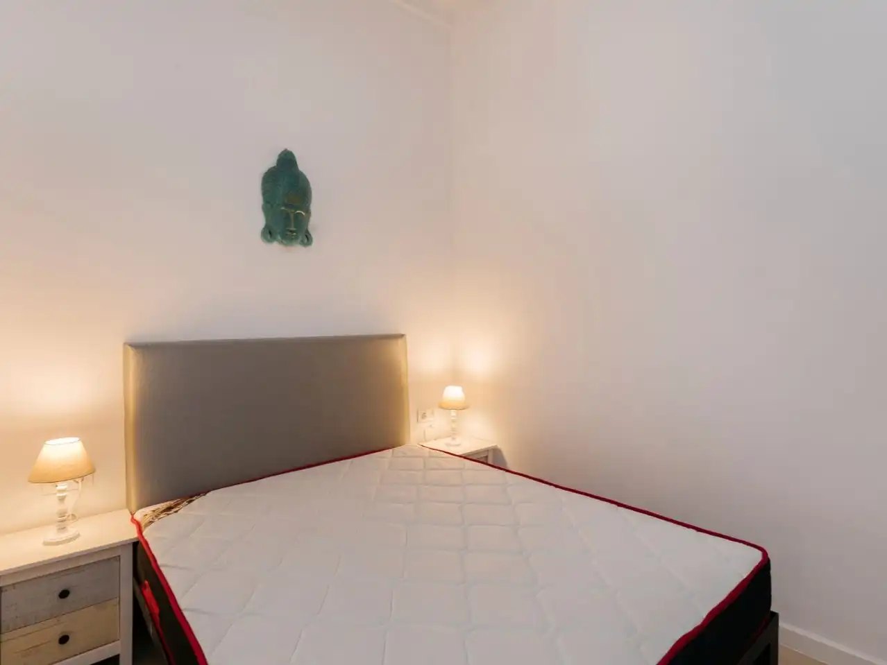 Flat for rent in Carrer de L'est, 3, El Raval Bedroom of Flat for rent in Barcelona Capital with Air Conditioner