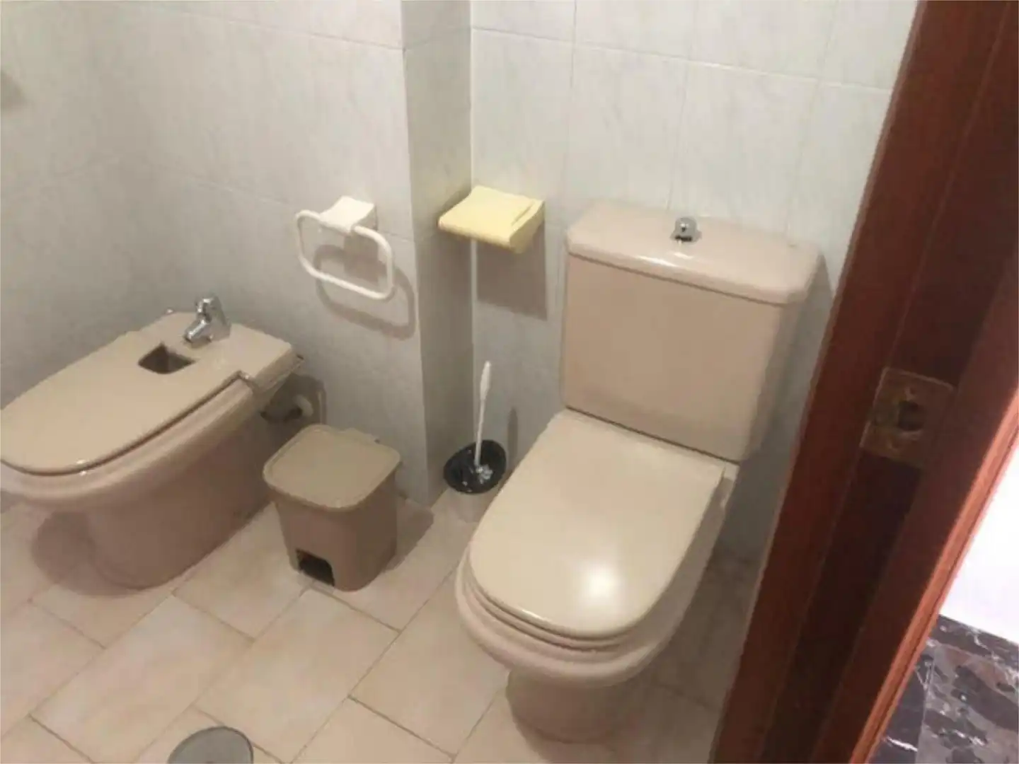 Bathroom of Flat for rent in Jaén  with Heating, Private garden and Terrace