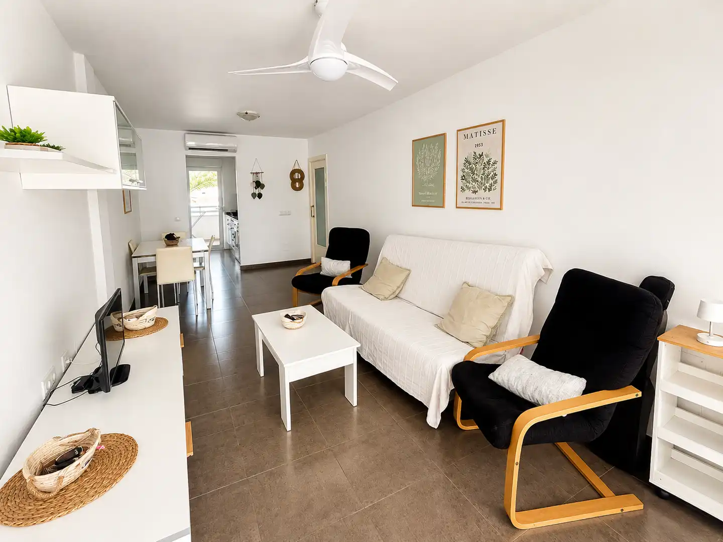 Planta baja de alquiler en Calle Ferrara, Entremares Sala de estar de Planta baja de alquiler en La Manga del Mar Menor con Aire acondicionado, Calefacción y Terraza