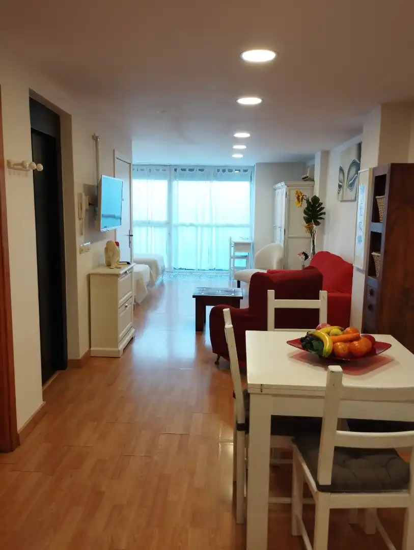 Apartamento de alquiler en Calle Clemente Hidalgo, 50, Barrio del Nervión Sala de estar de Apartamento de alquiler en Sevilla Capital con Aire acondicionado