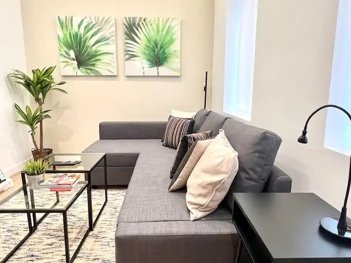 Sala d'estar de Pis en venda en  Madrid Capital amb Aire condicionat
