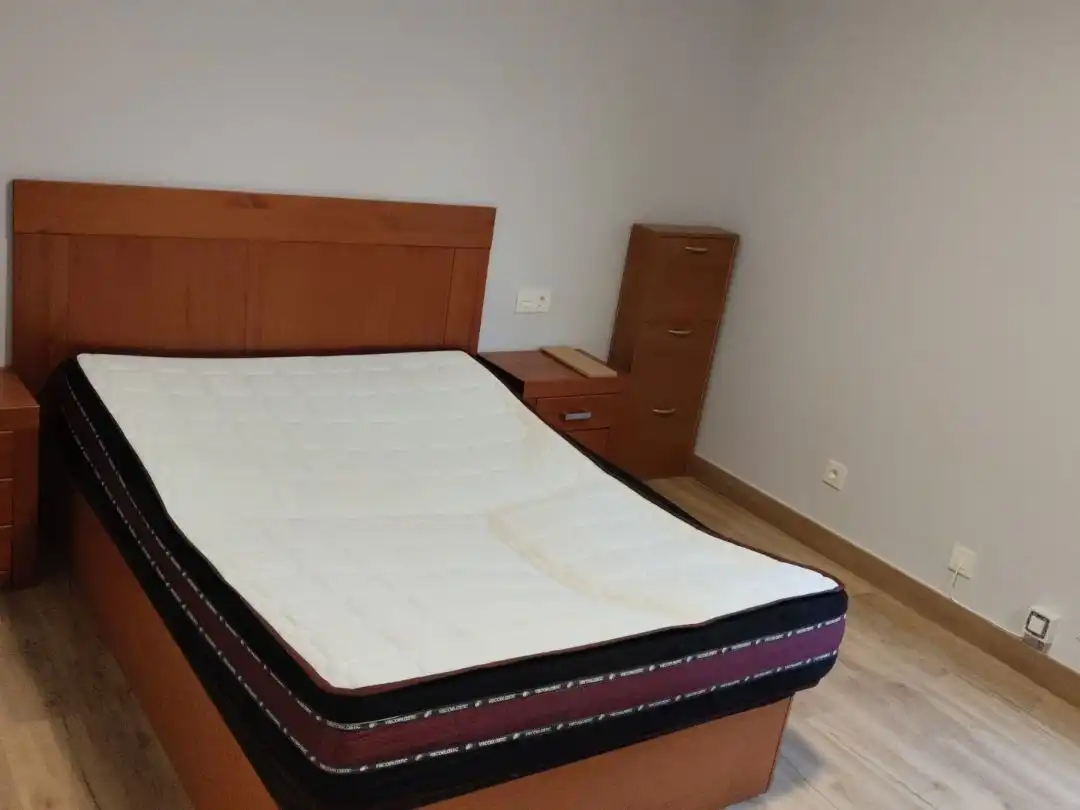 Habitación de Piso para compartir en Ormaiztegi con Amueblado