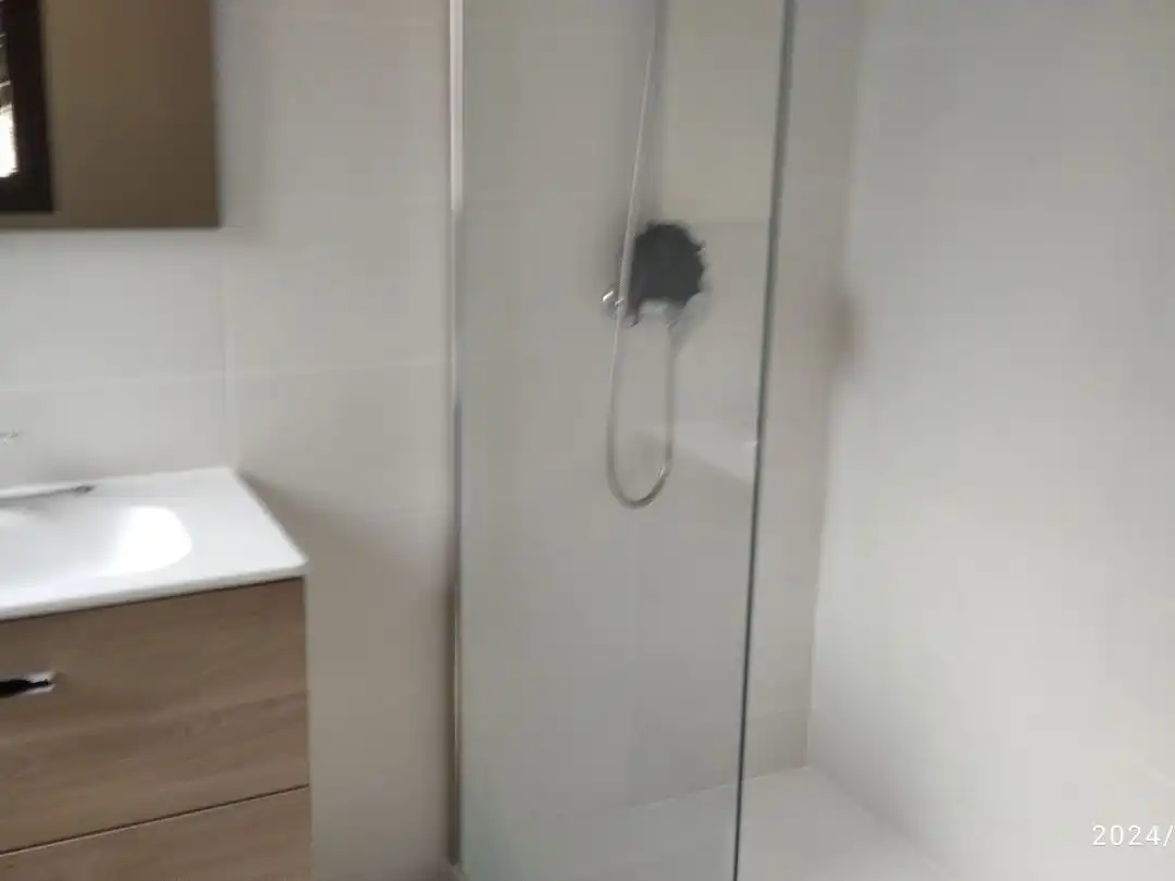Flat for sale in Carrer Carretera, 27, La Guingueta d'Àneu Bathroom of Flat for sale in La Guingueta d'Àneu with Heating, Parquet flooring and Terrace