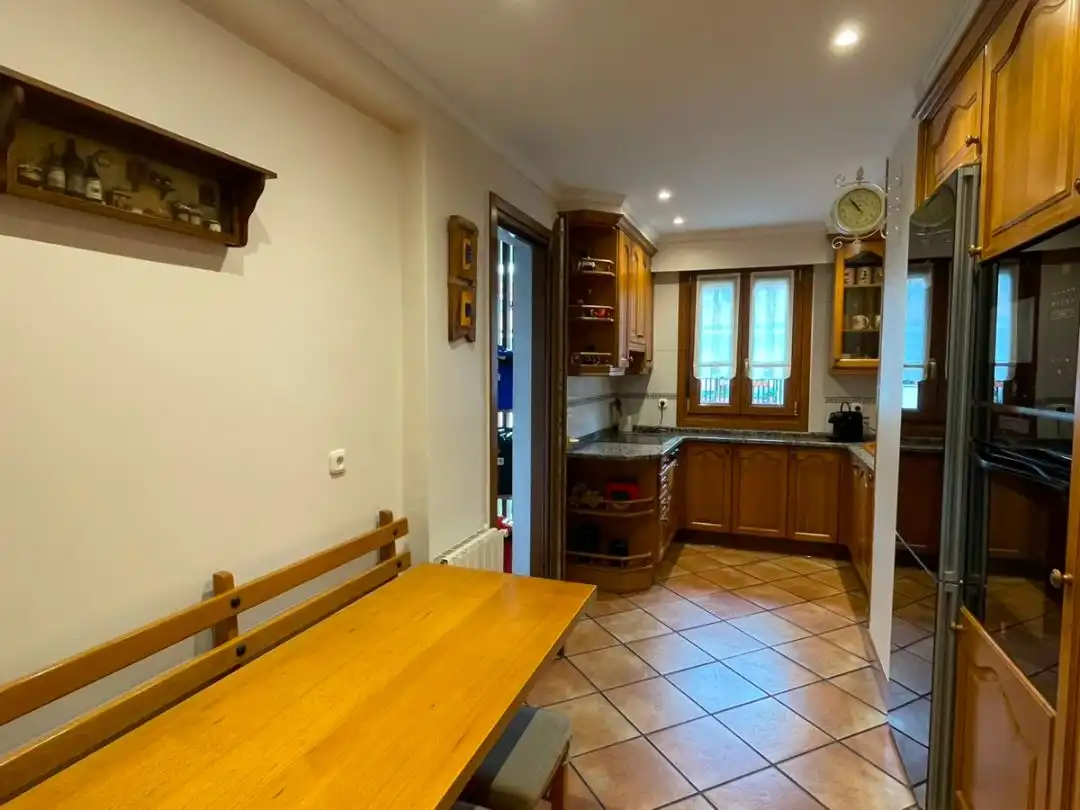 Piso en venta en Errotaundi Pasealekua, 13, Jaizubia - Urdanibia - Puiana Cocina de Piso en venta en Irun con Terraza y Piscina