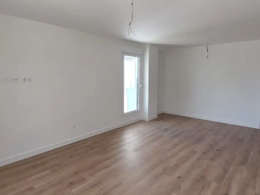 Piso de alquiler en Avenida Arrigo Boito, 5, Limonar Sala de estar de Piso de alquiler en Málaga con Aire acondicionado, Jardín privado y Parquet