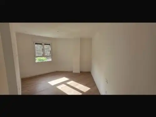 Piso de alquiler en Avenida Arrigo Boito, 5, Limonar Habitación de Piso de alquiler en Málaga con Aire acondicionado, Jardín privado y Parquet