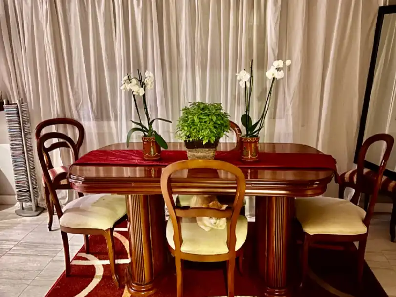 Habitación en Carrer Roger de Flor, 7, La Franquesa - Oasis Park Comedor de Casa o chalet para compartir en El Vendrell con Calefacción, Jardín privado y Terraza