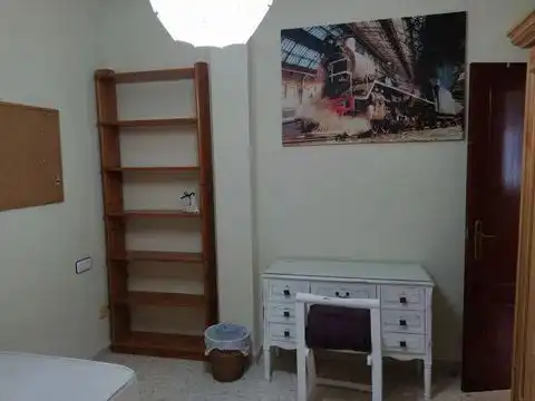 Wohnung zur Miete in Calle Malvaloca, 1, Tiro de Línea Schlafzimmer von Wohnung zur Miete in Sevilla mit Klimaanlage, Heizung und Möbliert