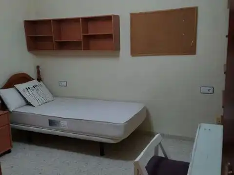 Wohnung zur Miete in Calle Malvaloca, 1, Tiro de Línea Schlafzimmer von Wohnung zur Miete in Sevilla mit Klimaanlage, Heizung und Möbliert