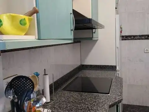 Wohnung zur Miete in Calle Malvaloca, 1, Tiro de Línea Küche von Wohnung zur Miete in Sevilla mit Klimaanlage, Heizung und Möbliert