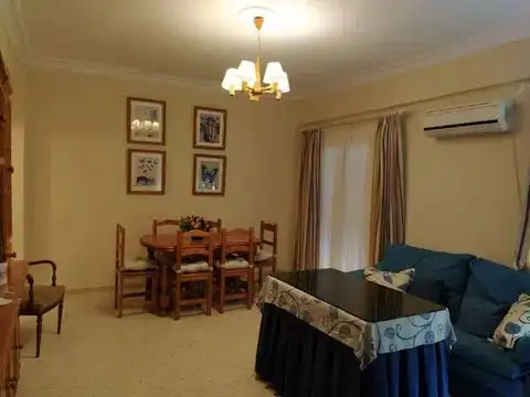 Wohnung zur Miete in Calle Malvaloca, 1, Tiro de Línea Esszimmer von Wohnung zur Miete in Sevilla mit Klimaanlage, Heizung und Möbliert
