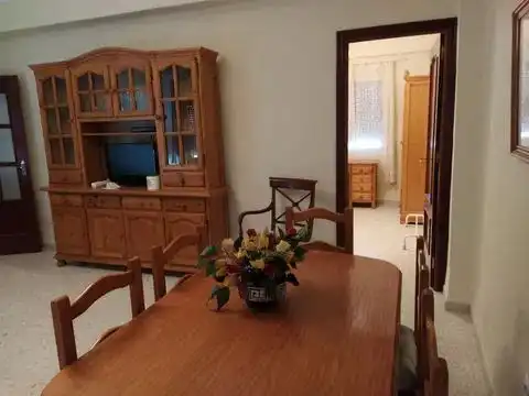 Wohnung zur Miete in Calle Malvaloca, 1, Tiro de Línea Esszimmer von Wohnung zur Miete in Sevilla mit Klimaanlage, Heizung und Möbliert