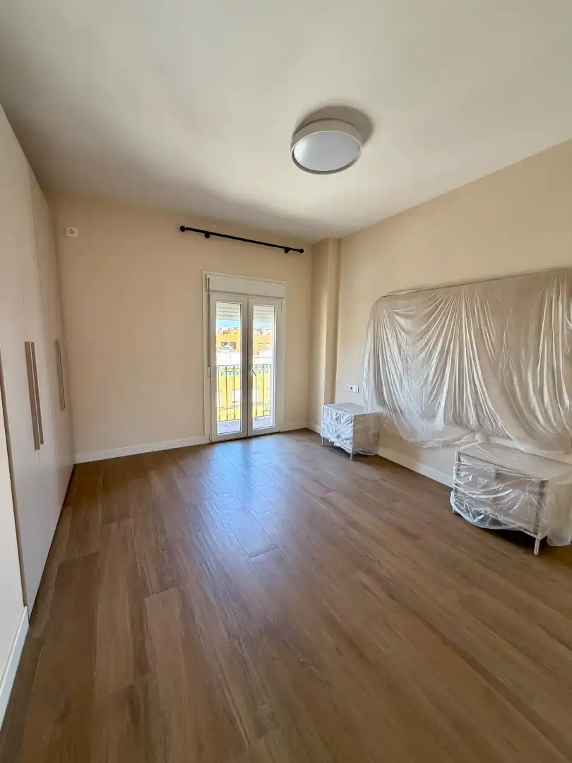 Piso en venta en Calle San Pablo, 32, Centro- San Felipe - Huerta Fava Habitación de Piso en venta en La Línea de la Concepción con Balcón