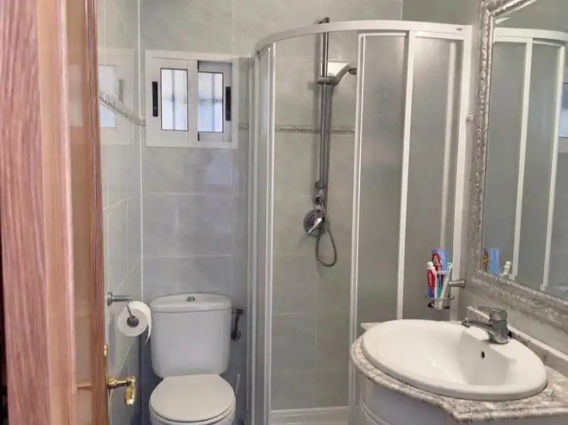 Flat for sale in Carrer Agustín Oliver, 4, Sant Antoni Bathroom of Flat for sale in Cullera with Air Conditioner, Terrace and Balcony
