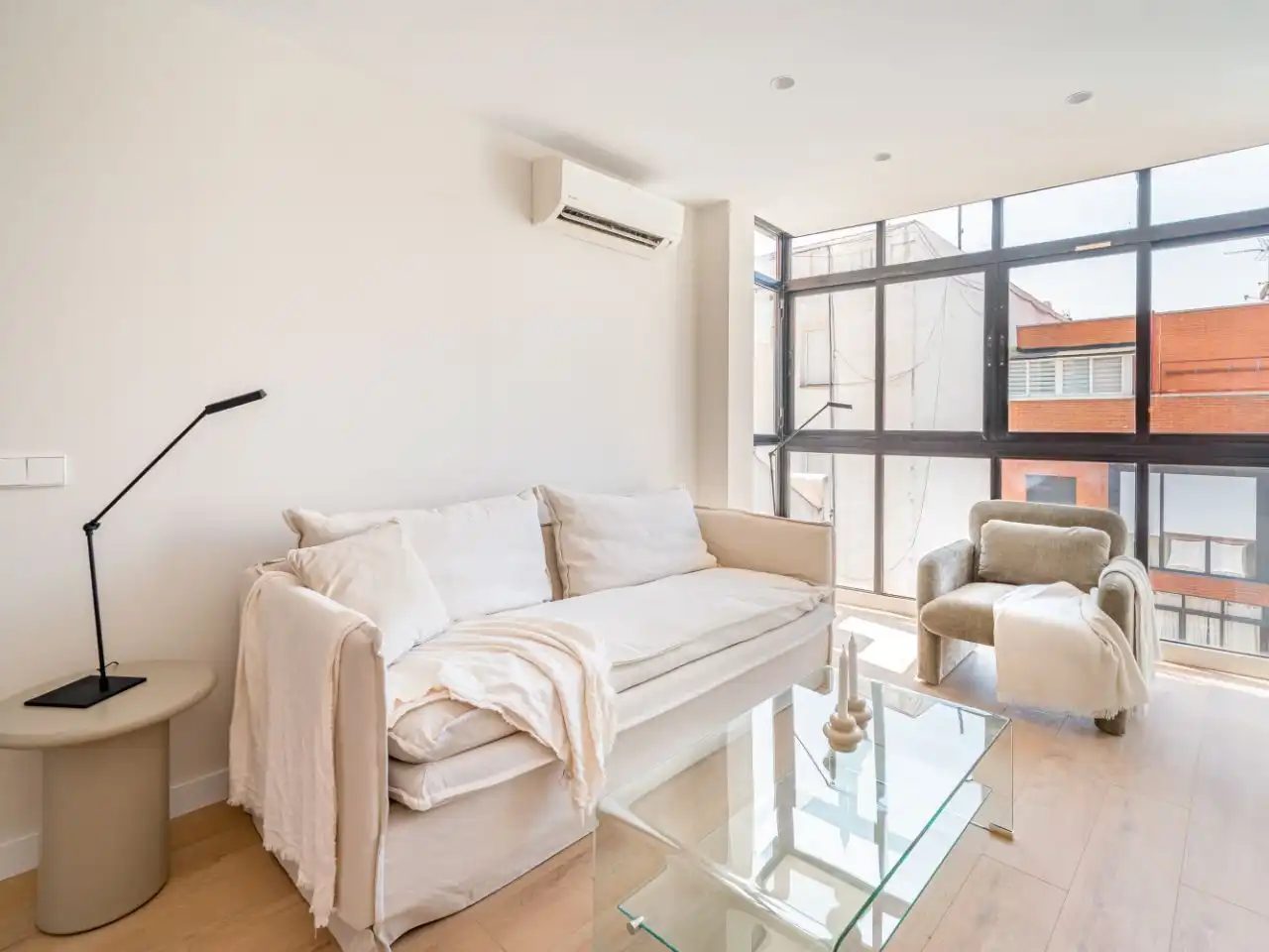 Piso de alquiler en Calle de Cartagena, 65, Guindalera Sala de estar de Piso de alquiler en Madrid Capital con Aire acondicionado