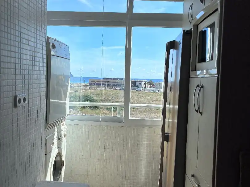 Wohnung zur Miete in Strasse el Barón Km7, ., Playa de las Gaviotas - El Pedrucho Schlafzimmer von Wohnung zur Miete in La Manga del Mar Menor mit Klimaanlage und Terrasse