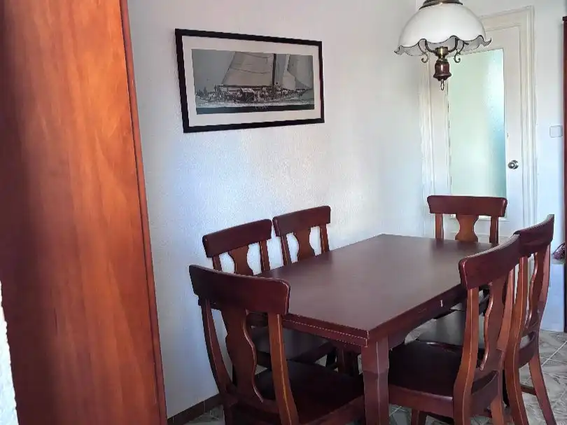 Wohnung zur Miete in Strasse el Barón Km7, ., Playa de las Gaviotas - El Pedrucho Esszimmer von Wohnung zur Miete in La Manga del Mar Menor mit Klimaanlage und Terrasse