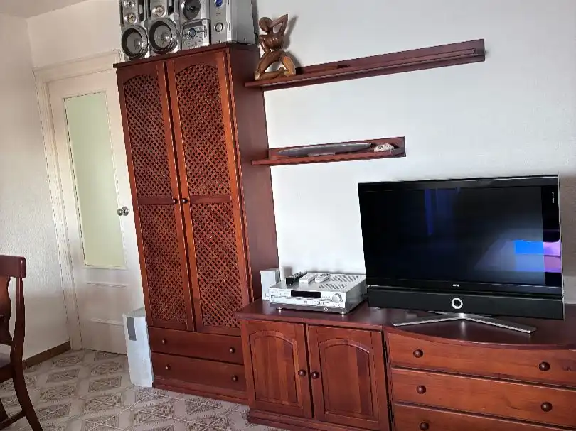 Wohnung zur Miete in Strasse el Barón Km7, ., Playa de las Gaviotas - El Pedrucho Wohnzimmer von Wohnung zur Miete in La Manga del Mar Menor mit Klimaanlage und Terrasse