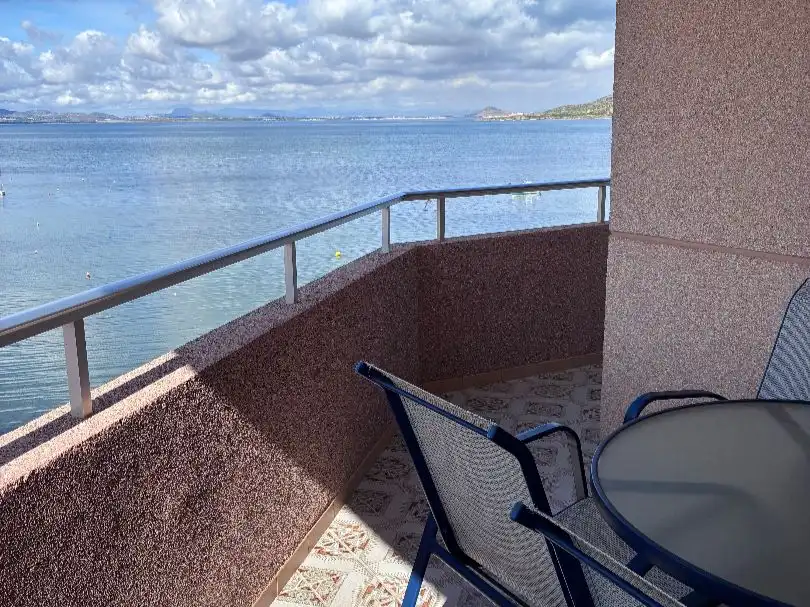 Wohnung zur Miete in Strasse el Barón Km7, ., Playa de las Gaviotas - El Pedrucho Terrasse von Wohnung zur Miete in La Manga del Mar Menor mit Klimaanlage und Terrasse