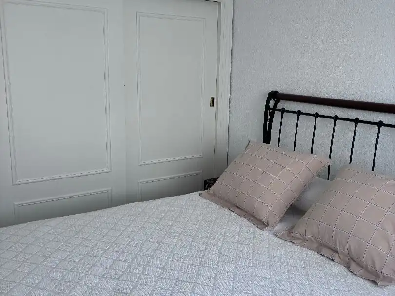 Wohnung zur Miete in Strasse el Barón Km7, ., Playa de las Gaviotas - El Pedrucho Schlafzimmer von Wohnung zur Miete in La Manga del Mar Menor mit Klimaanlage und Terrasse