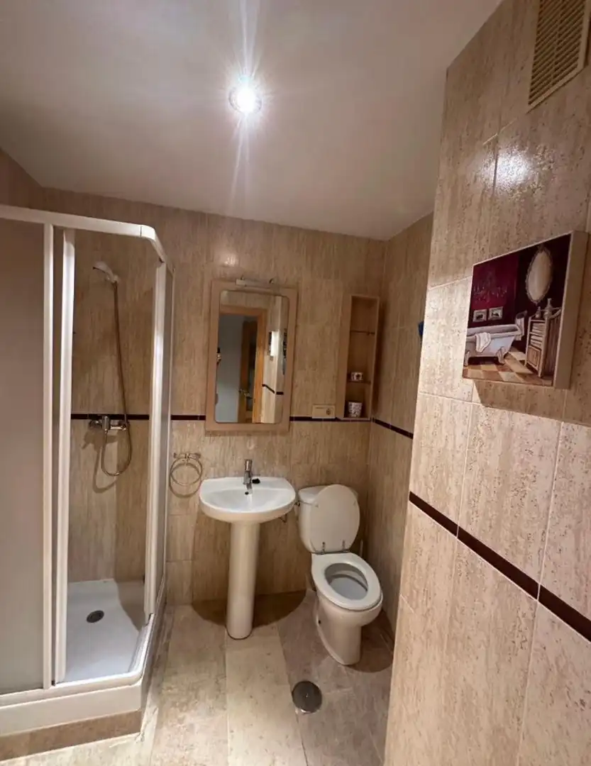 Flat for sale in Calle Teniente Morán, 39, El Industrial Bathroom of Flat for sale in Melilla Capital with Air Conditioner