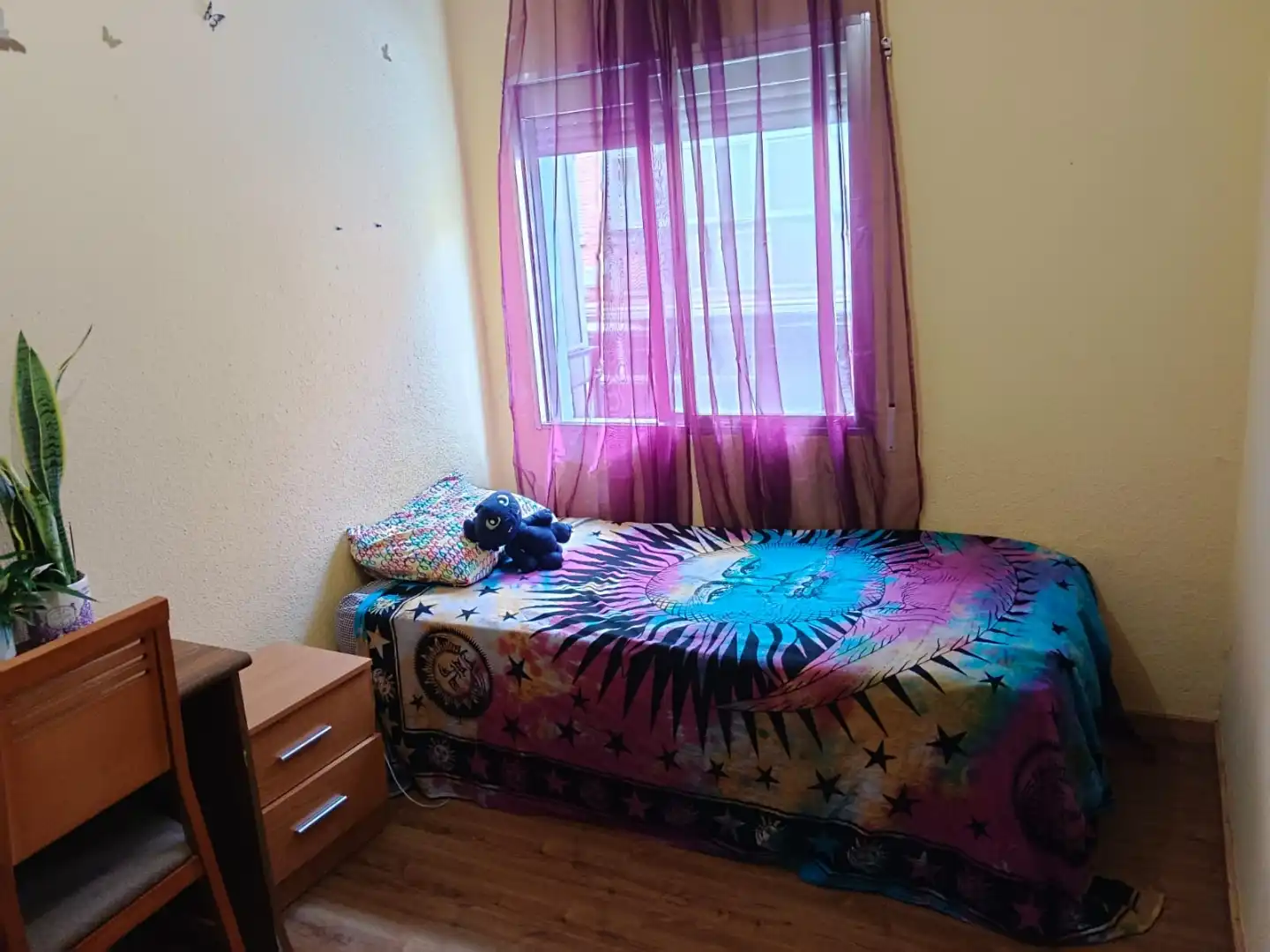 Zimmer in Calle Río Nervión, 20, San Nicasio Schlafzimmer von Wohnung zur untervermieten in Leganés mit Parkett, Möbliert und Ofen