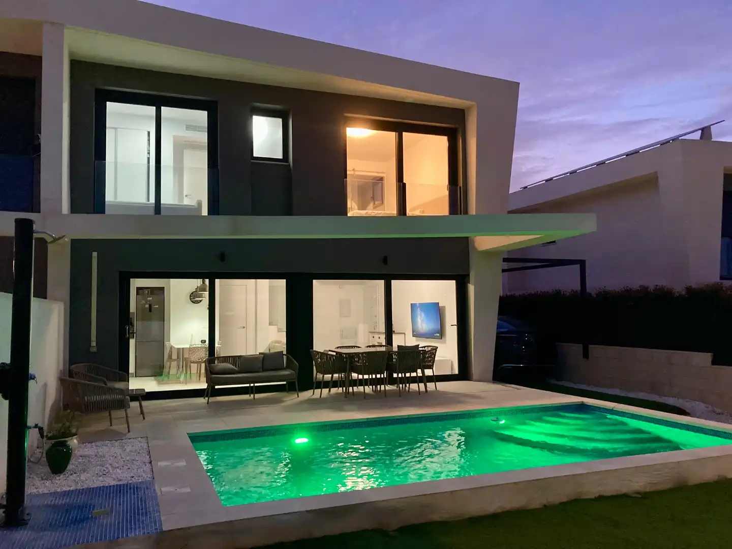 Houses for sale in Carrer de Xipre, 52, Gran Alacant Swimming pool of Houses for sale in Santa Pola with Air Conditioner, Terrace and Swimming Pool