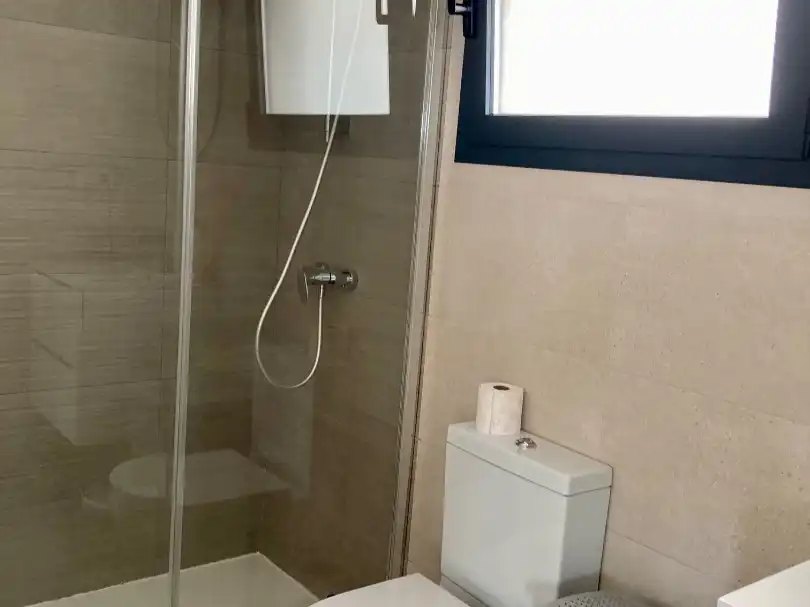 Houses for sale in Carrer de Xipre, 52, Gran Alacant Bathroom of Houses for sale in Santa Pola with Air Conditioner, Terrace and Swimming Pool
