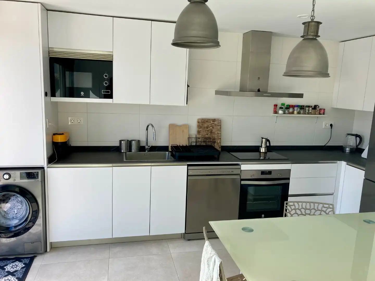 Houses for sale in Carrer de Xipre, 52, Gran Alacant Kitchen of Houses for sale in Santa Pola with Air Conditioner, Terrace and Swimming Pool