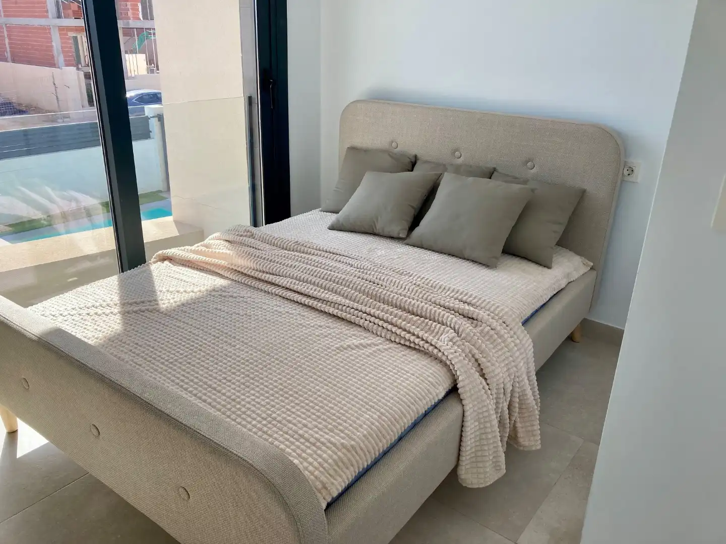 Houses for sale in Carrer de Xipre, 52, Gran Alacant Bedroom of Houses for sale in Santa Pola with Air Conditioner, Terrace and Swimming Pool