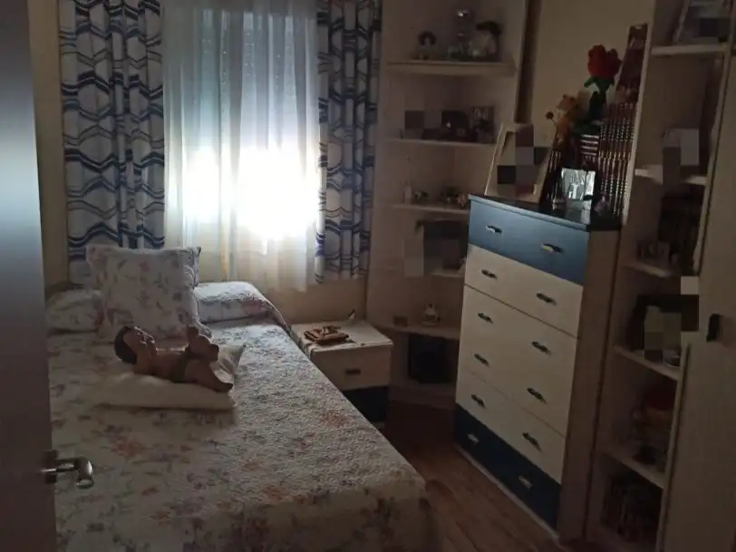 Habitación de Piso en venta en Sevilla con Aire acondicionado, Calefacción y Terraza